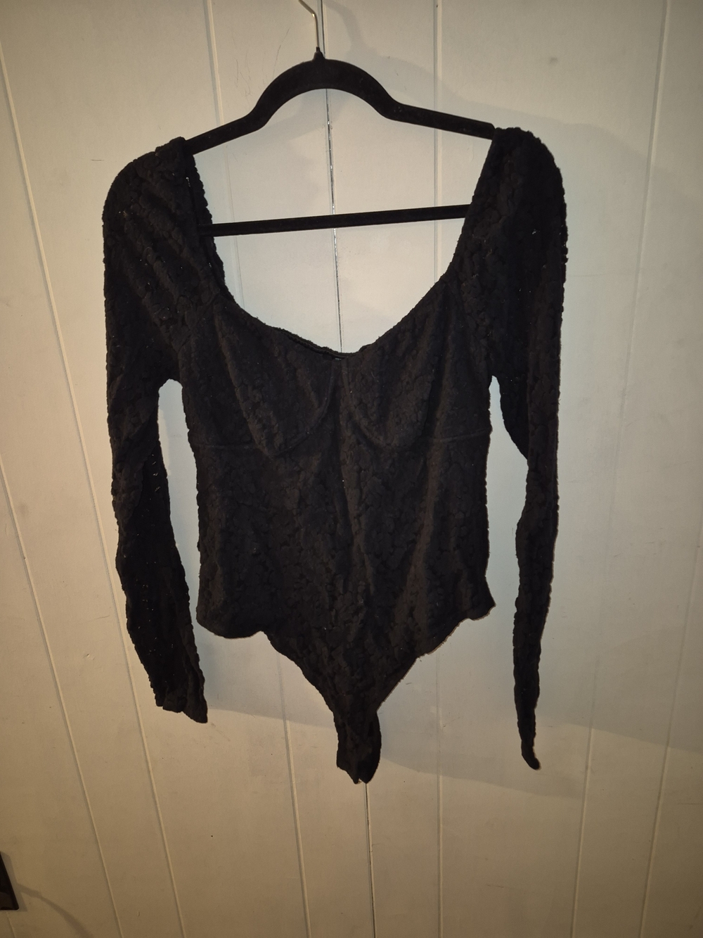 wild fable Black Long-Sleeve Lace Scoop Neck Bodysuit